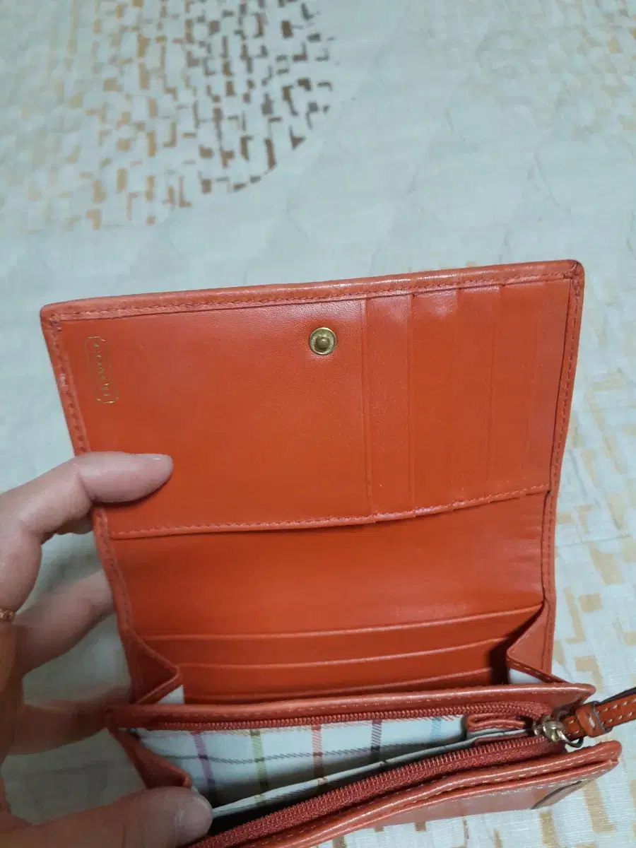 thumbnail-4